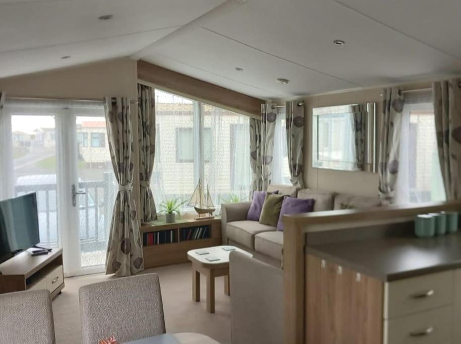 Lagooncombe Modern And Cosy Holiday Home Haverigg Exterior foto